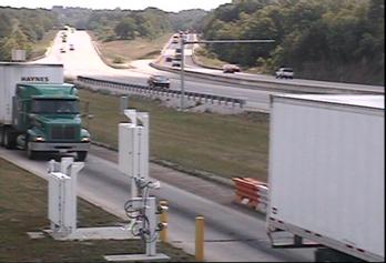 Second photograph showing a second truck approaching the ISSES,